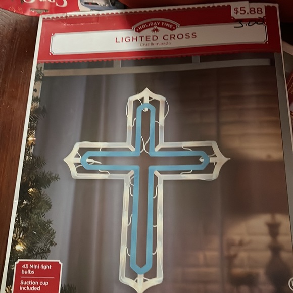 1lighted Christmas Tree 2 lighted Christmas tree no assembly required - Picture 2 of 4